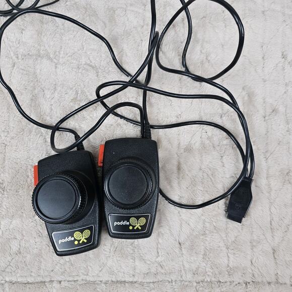 Vintage Tele Games Gaming System 13 Games 3 Controller Style Case Atari Untested - Picture 15 of 16